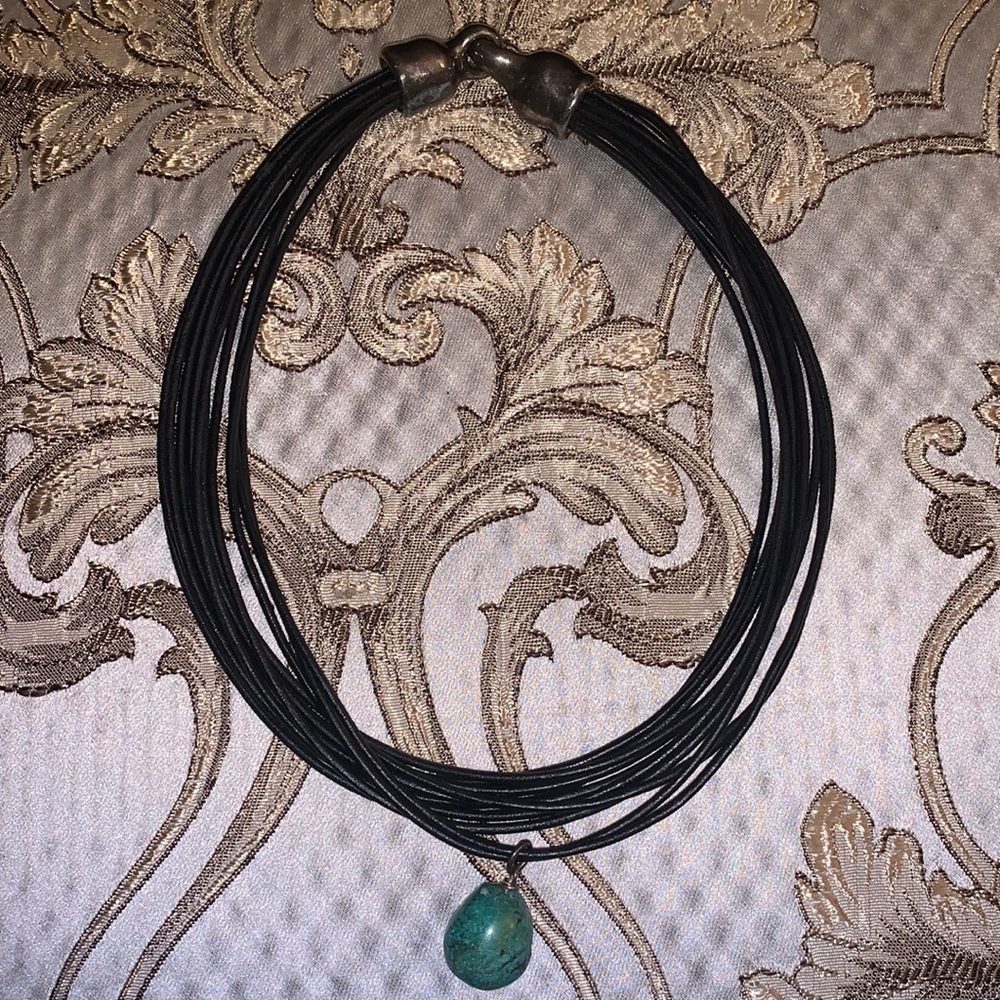 Gorgeous vintage turquoise bead necklace 💕 🌟